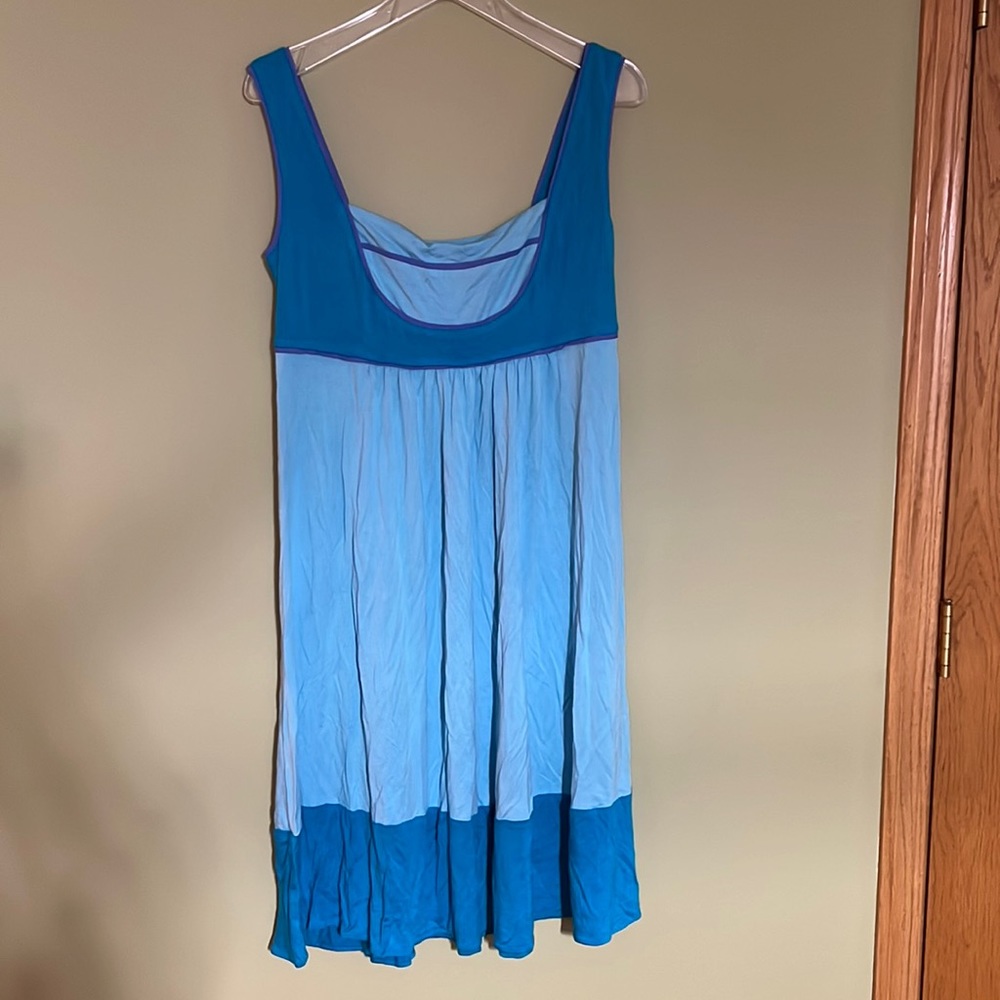 Knee-Length Blue Dress with Side Bust Zipper